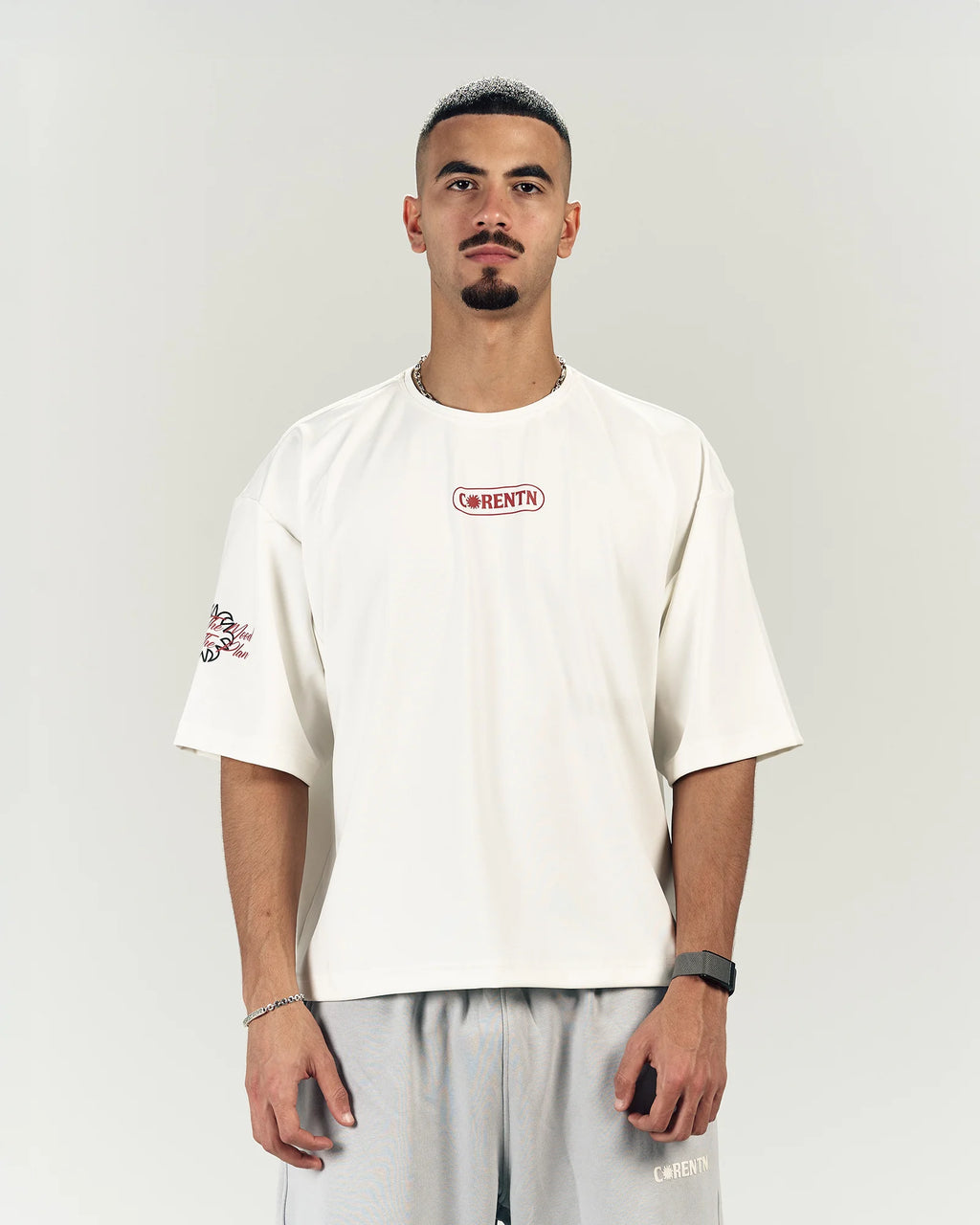 WHITE BOXY FORM TEE