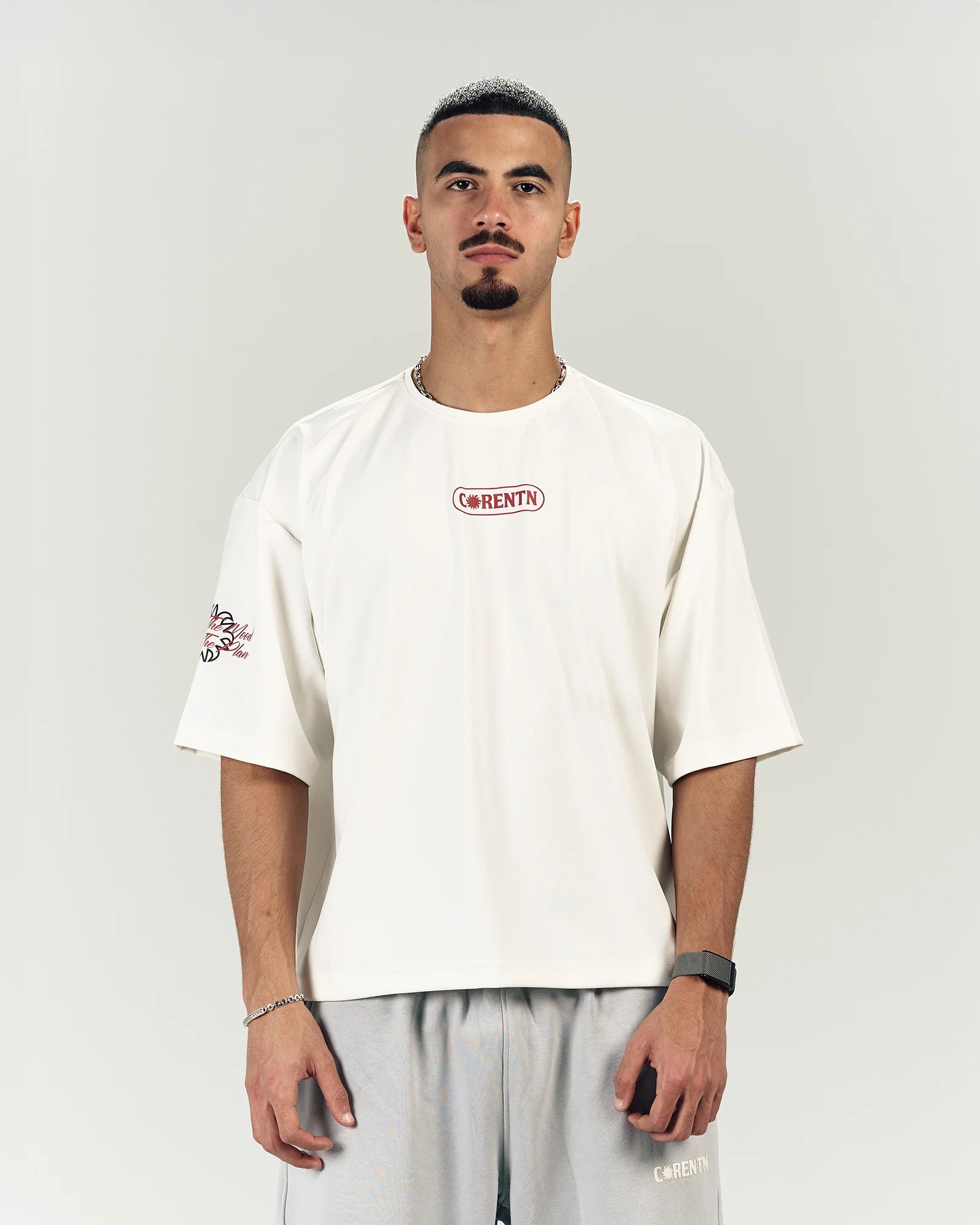 WHITE BOXY FORM TEE