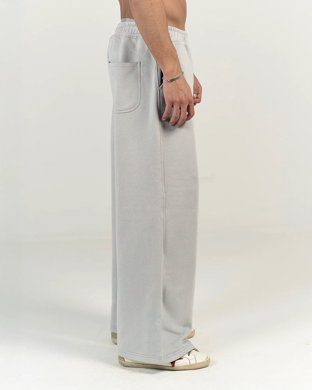 SILVER EASE SWEATPANTS
