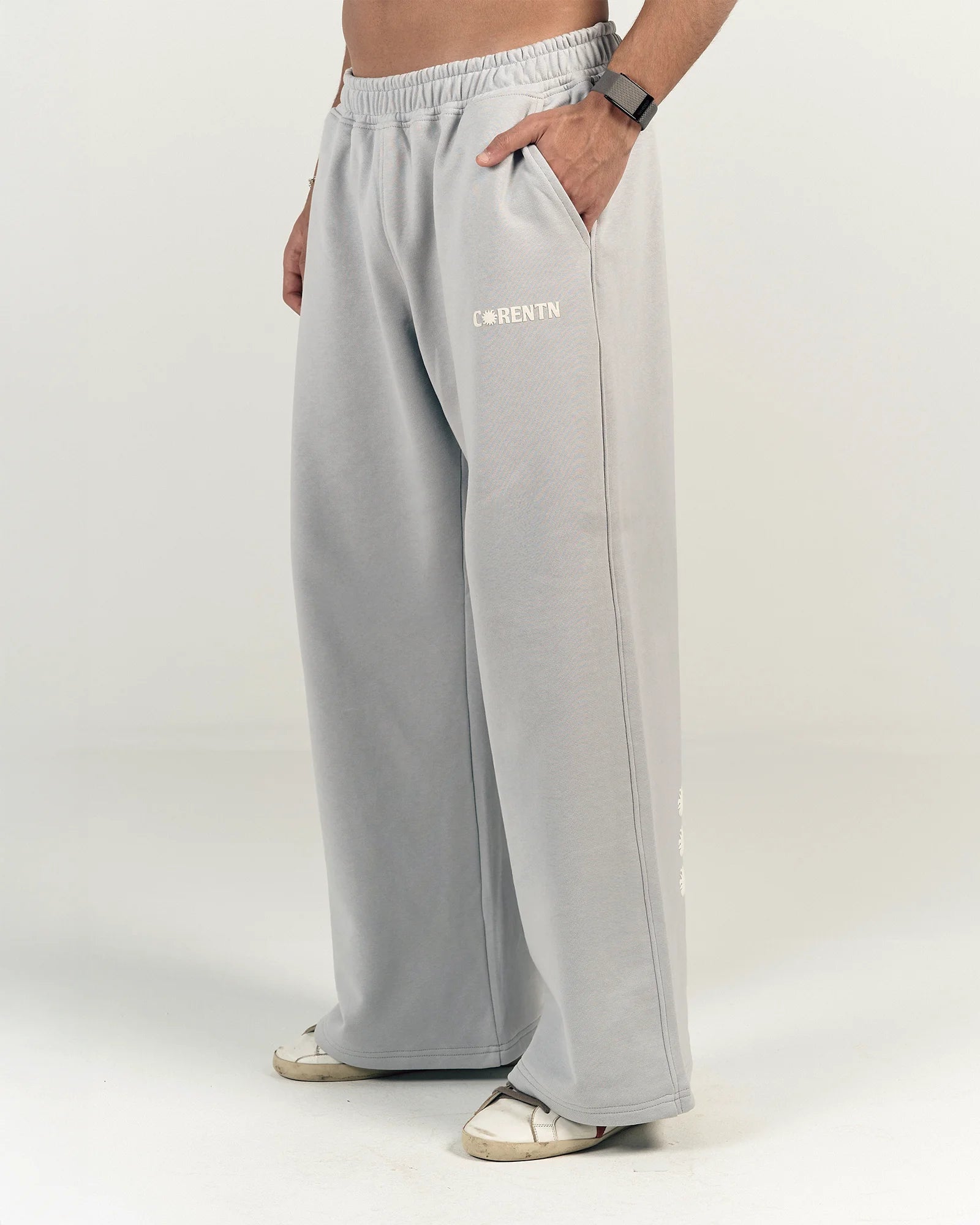 SILVER EASE SWEATPANTS