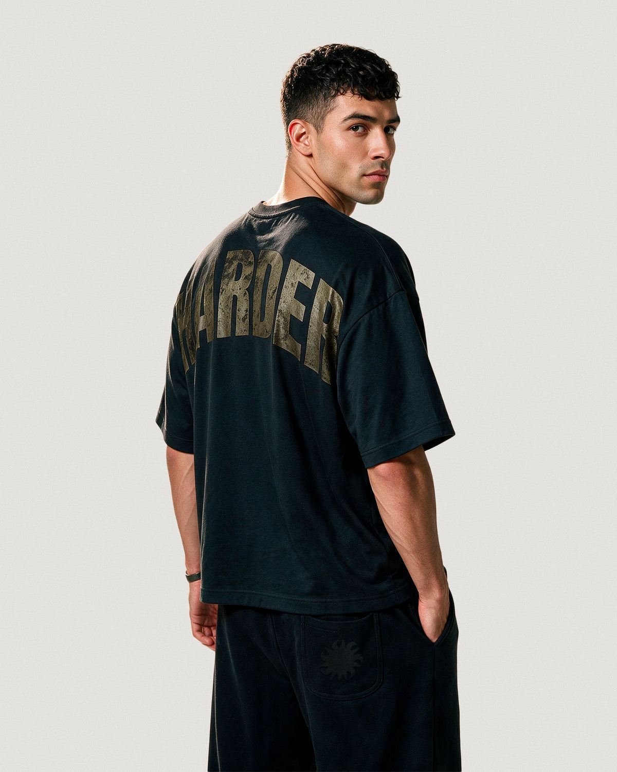 HARDER TEE