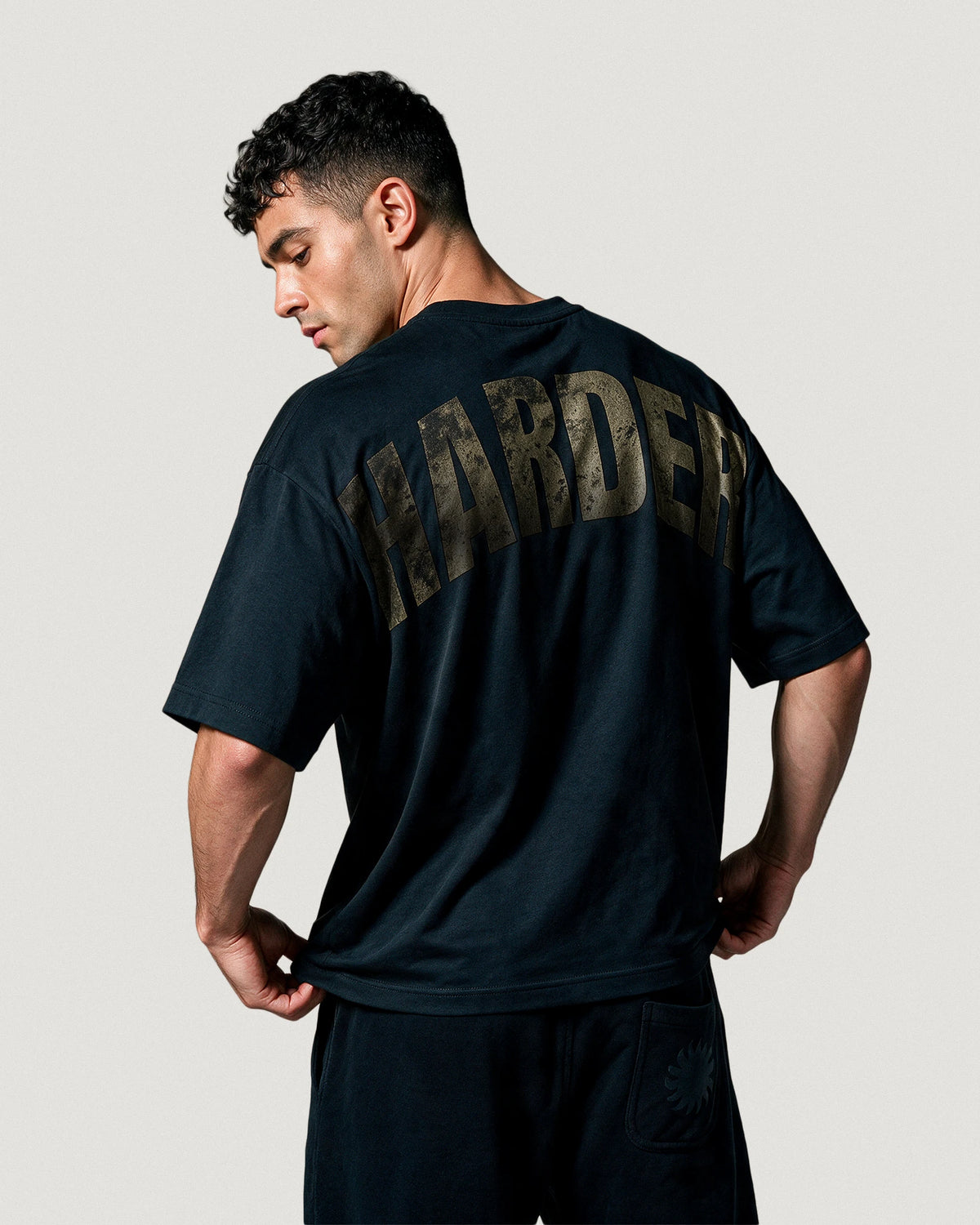HARDER TEE