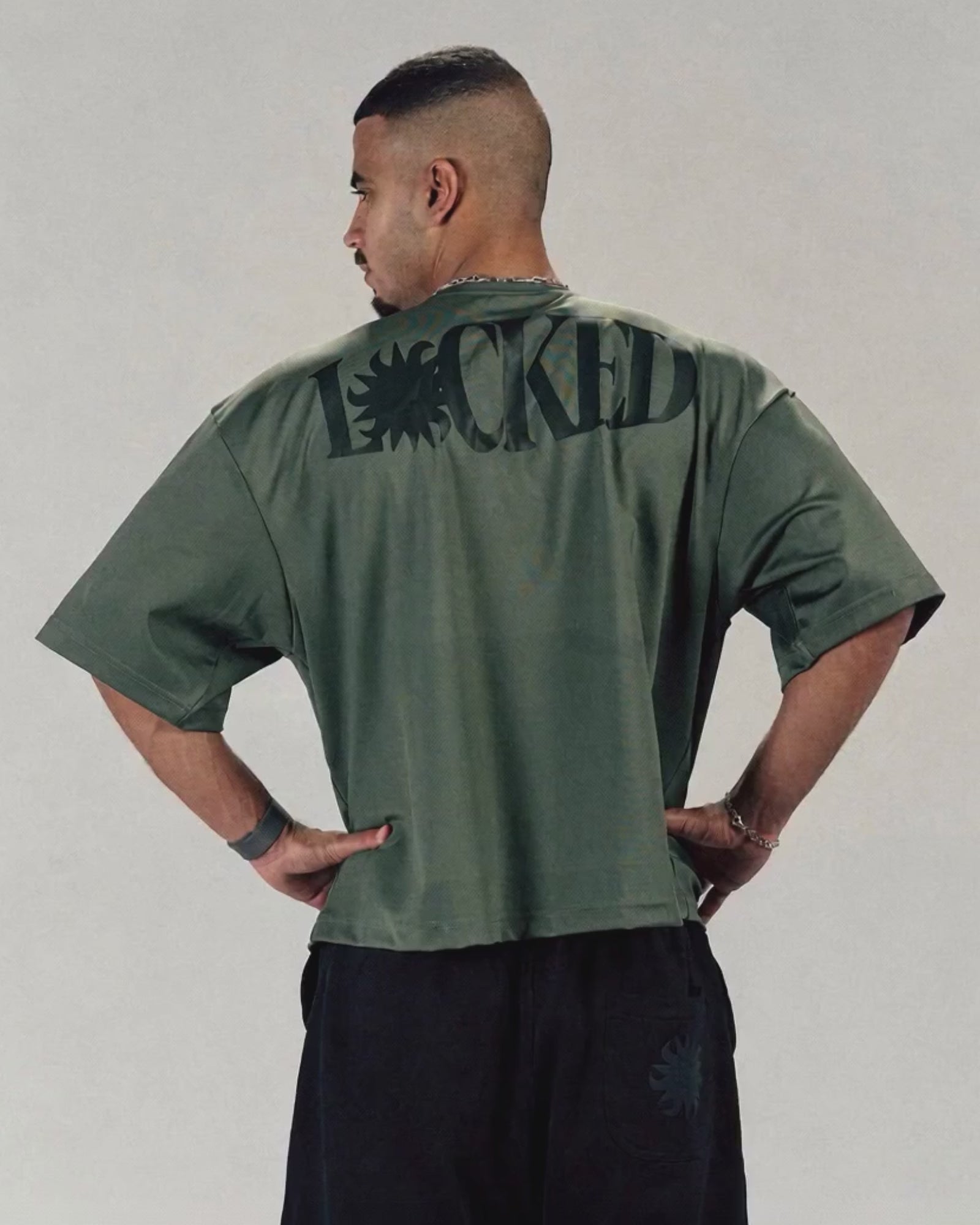 OLIVE BOXY FORM TEE