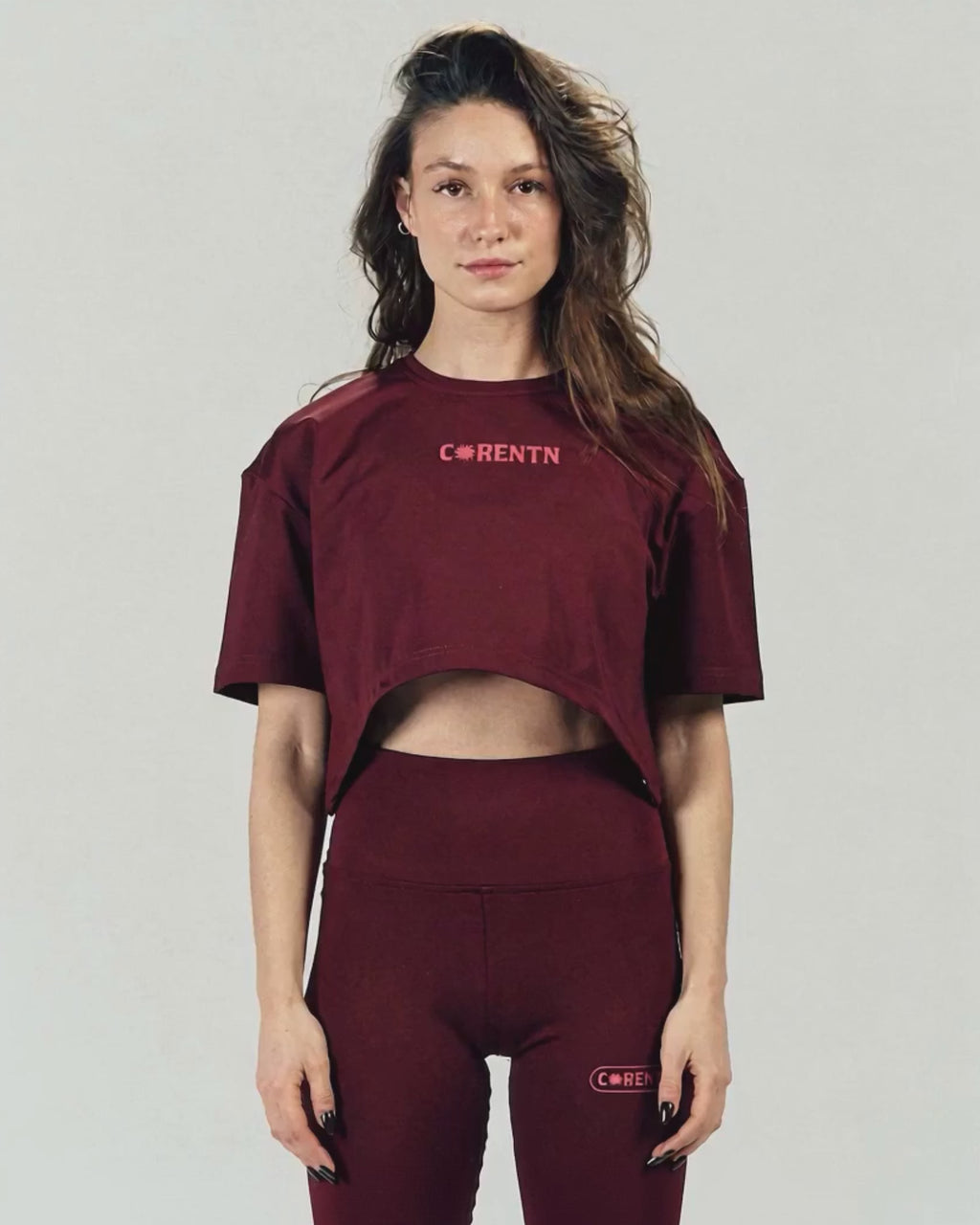 BURGUNDY CORE CROP TEE