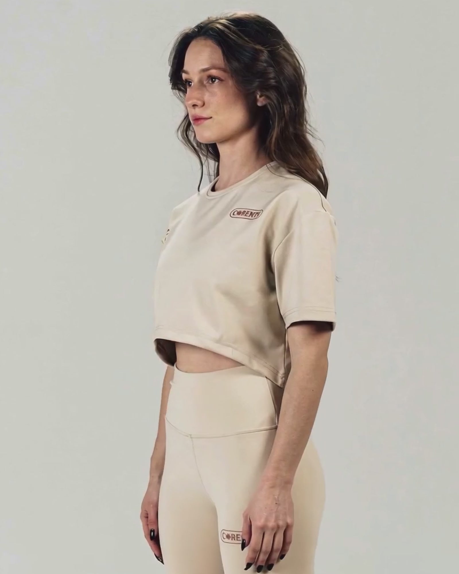 BEIGE CORE CROP TEE